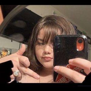 Meet your Posher, Candi